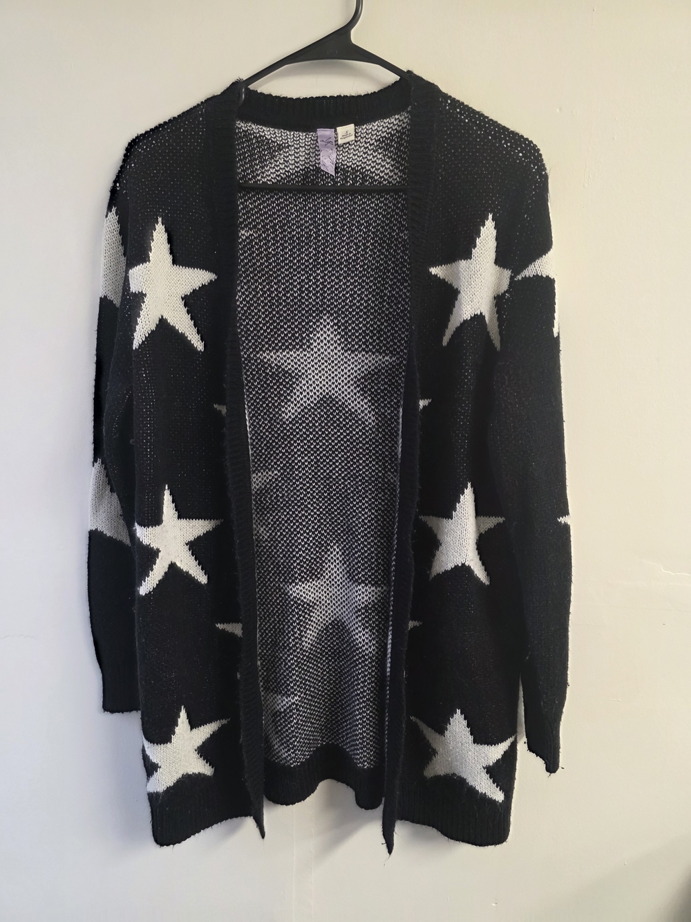 Alya Black Cardigan with White Star Pattern